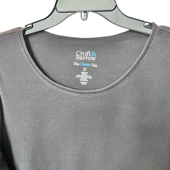 Croft & Barrow The Classic Tee Black Long Sleeve Crew Neck Tee - Picture 4 of 10